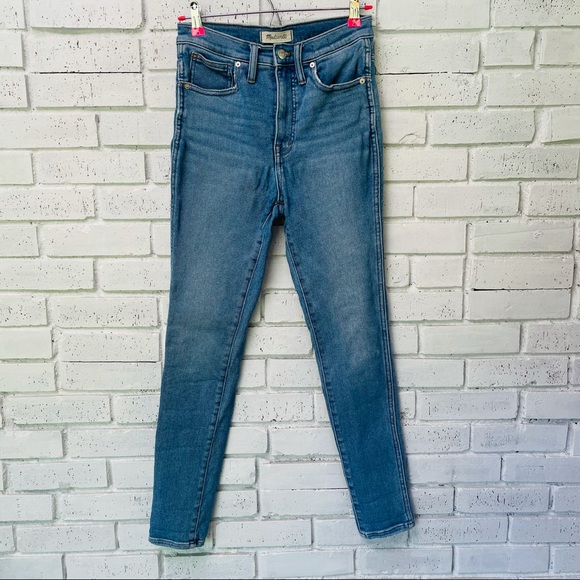 Madewell 10" High-Rise Skinny Jeans in Hamden Wash - Picture 5 of 13